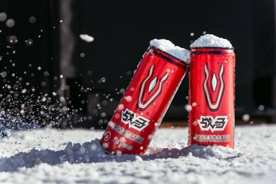 来罐战马能量饮料开启冬日冰雪运动能量盛宴(图1)
