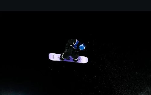 22岁苏翊鸣：金牌与眼泪背后一只「紫色蝴蝶」的商业版图(图3)