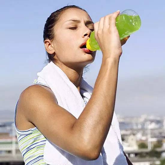 AWE2026：人形机器人登堂入室家电“化形成人”(图1)