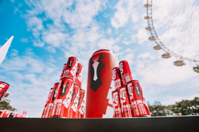 运动饮料流行品牌超燃能量助力年轻人为热爱奔赴篮球赛场(图1)