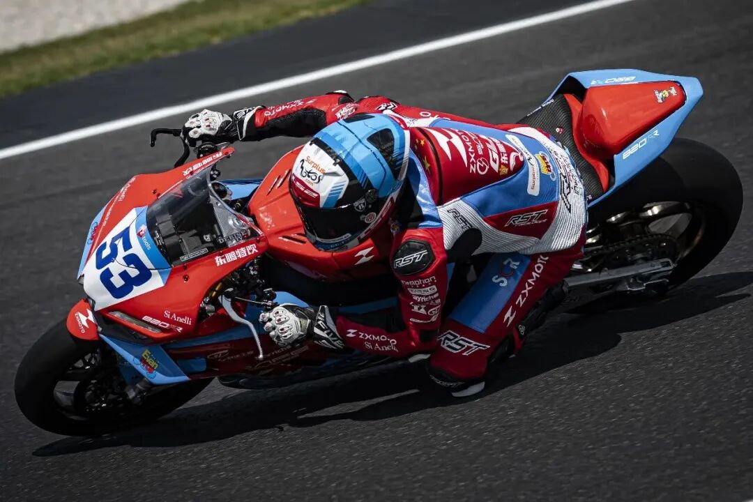 东鹏特饮销量超越红牛商标战拖了红牛后腿(图1)