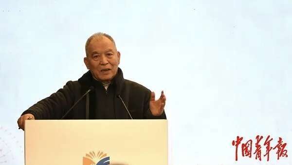 青年早新闻   奥运冠军江旻憓放弃加拿大护照(图6)