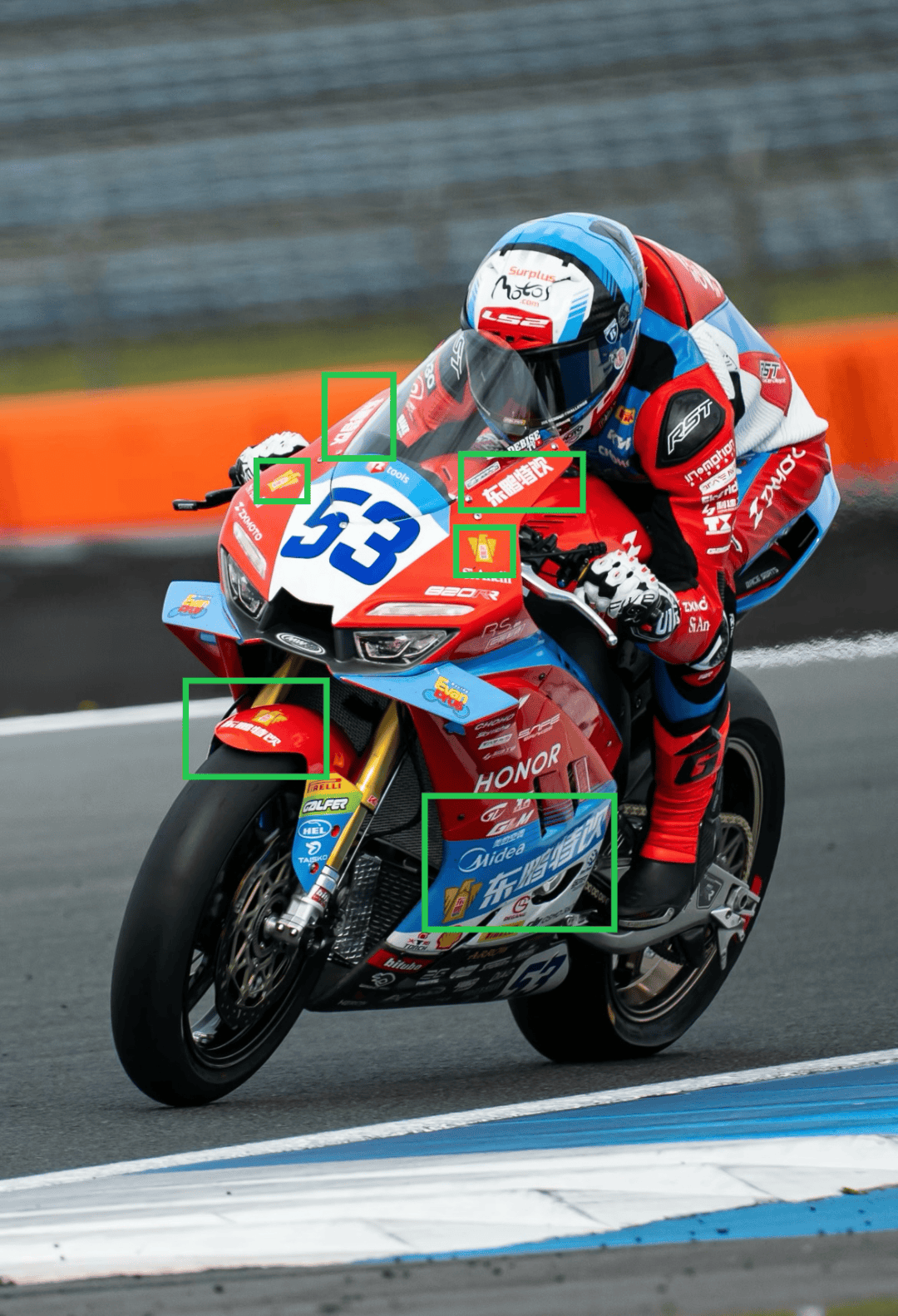 “两连冠”也难带动东鹏饮料：比张雪机车更难找的是第二个大单品？(图1)