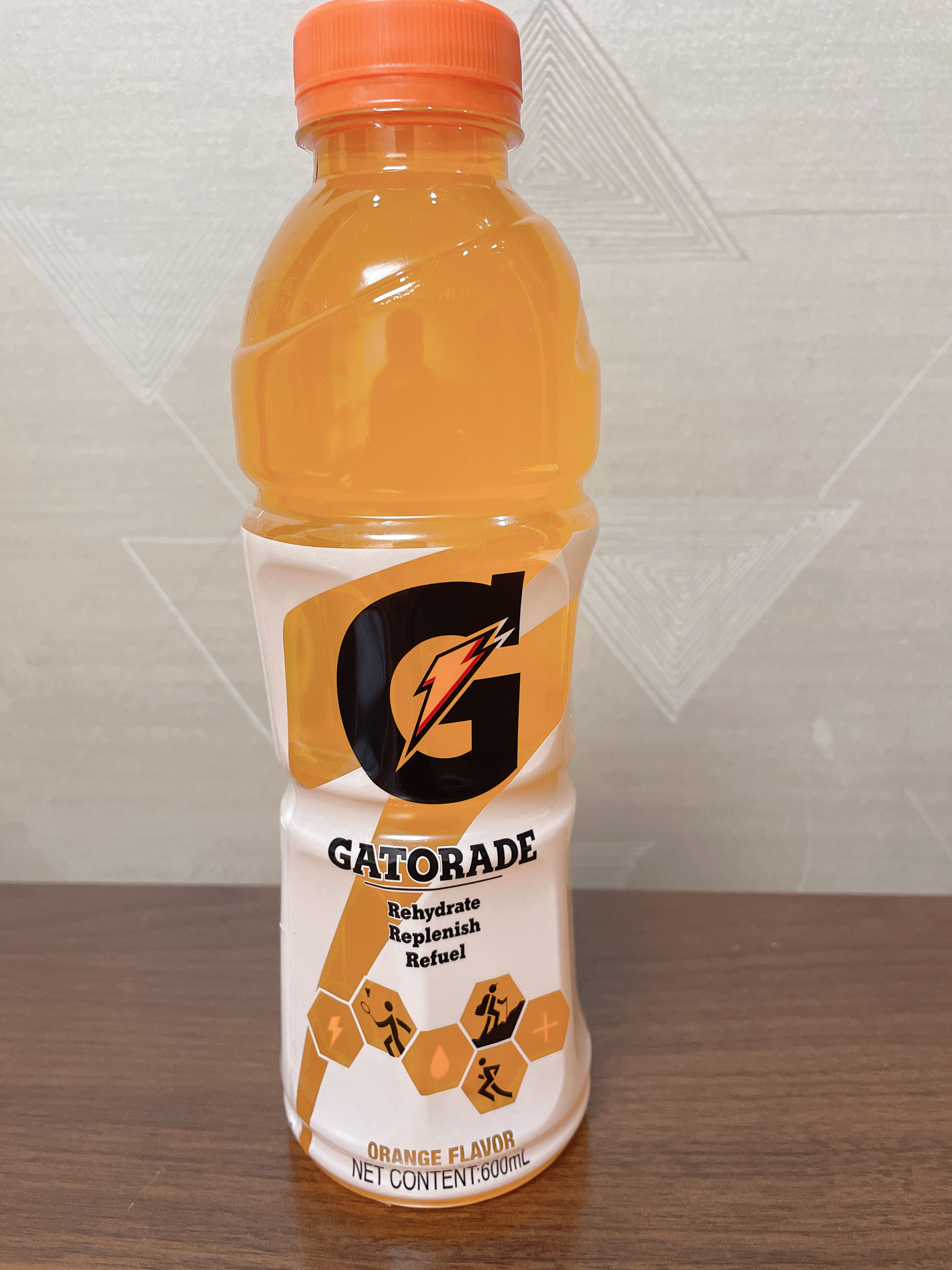 在运动中心“练”起来、在老街“购”起来、在夜市“吃—— 看！夜间经济热度不一般（中国消费向新而行(图1)