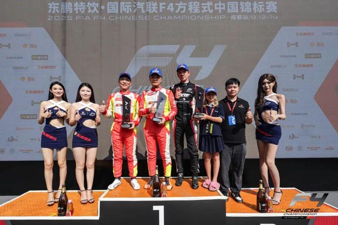 DAY 2丨Black Blade Racing陈思聪、银桥ACM GEEKE车队张石墨夺冠(图5)