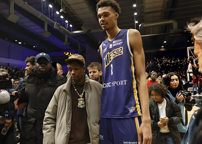 下棋、少林、50分巨兽：文班的另类人生！(图4)