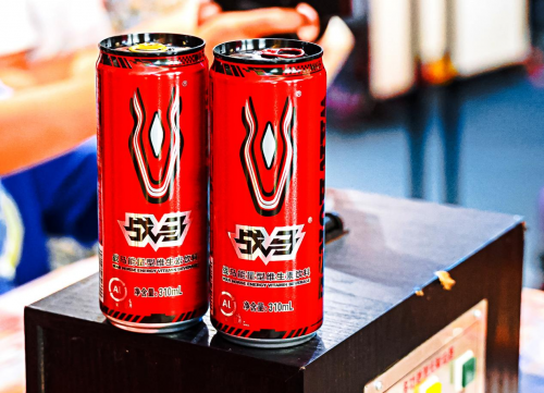 拒绝秋乏旅行搭子战马助力年轻人状态时刻在线(图2)