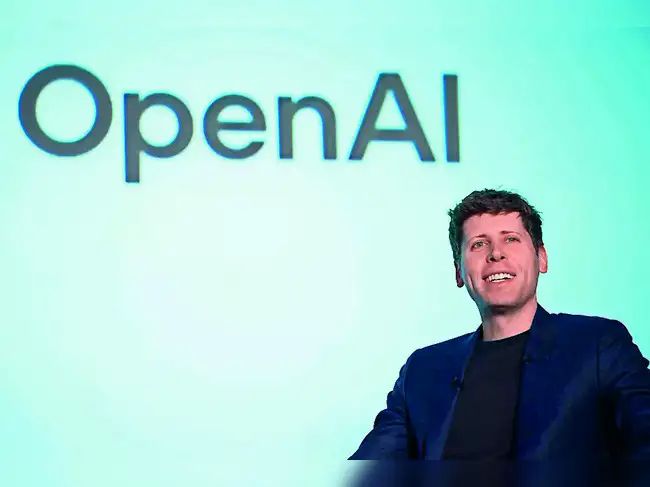 罗永浩谈小米「小字」海报：手机行业陋习Sora 2深夜发布AI版抖音也来了宇树科技回应机器人安全漏洞(图5)