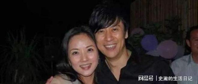 解晓东生活揭秘：豪宅养老院12元饮料春晚常客现状如何？(图11)