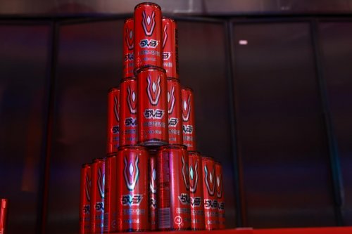 低温奔跑正当时战马能量饮料陪伴年轻人驰骋冬日(图1)