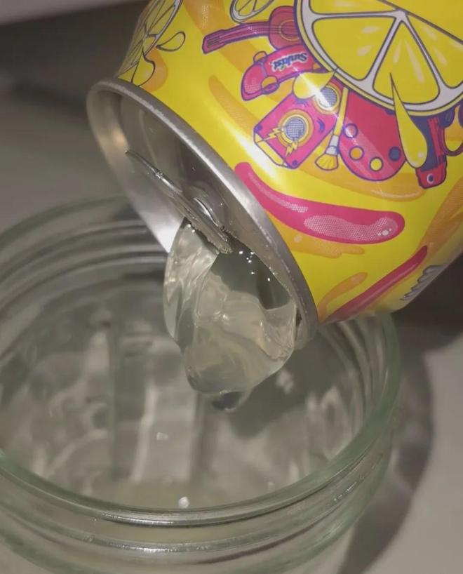 旺旺、康师傅都在将饮料变成果冻这魔术刘谦十年前就变过了(图7)