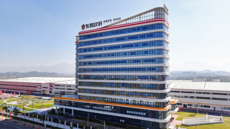 登《2025胡润男企业家榜》林木勤引领东鹏饮料差异化铸行业标杆(图4)