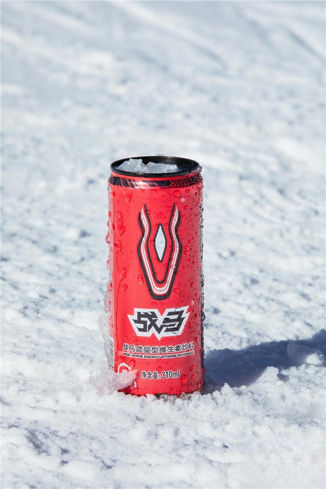 春运途中能量告急？热门能量饮料战马与年轻人一路同行(图1)